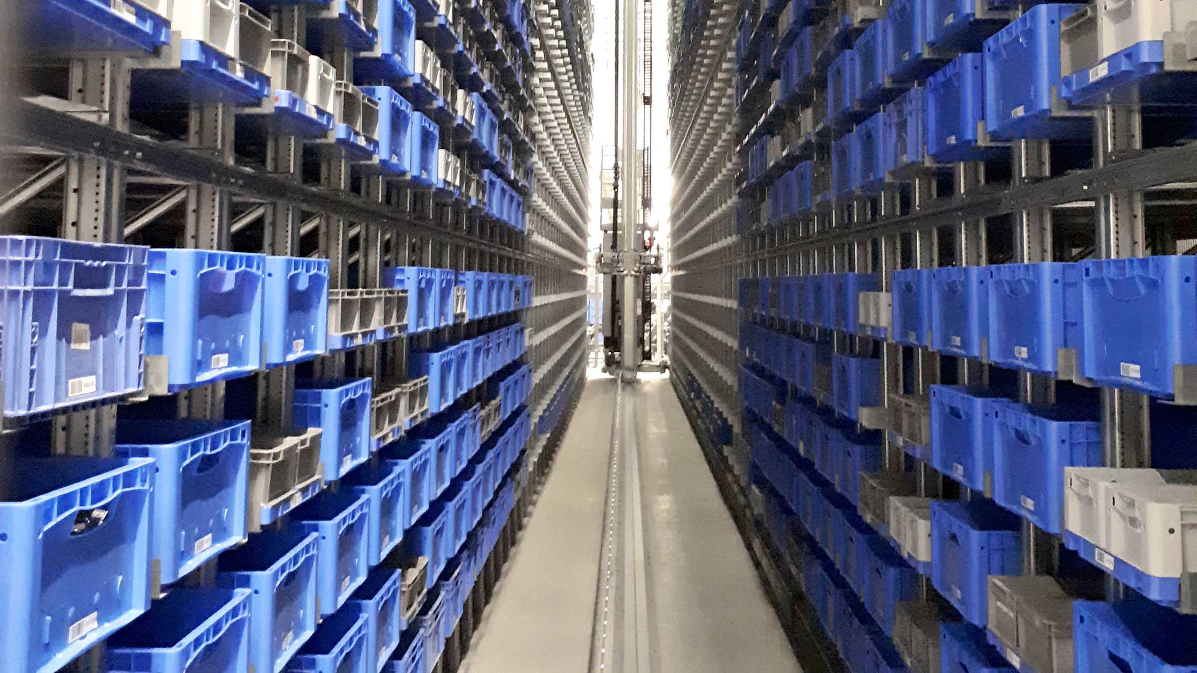 Kho tự động AS/RS Stacker Cranes for Boxes