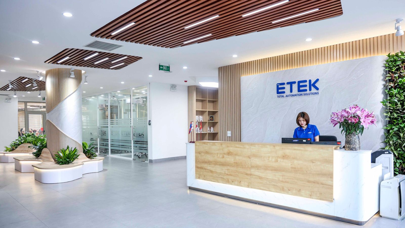 Văn phòng mới ETEK – Không gian làm việc sáng tạo với thiết kế nội thất hiện đại