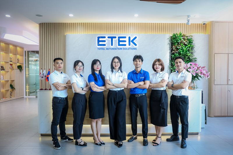 Nhân sự trẻ trung, năng động tại ETEK
