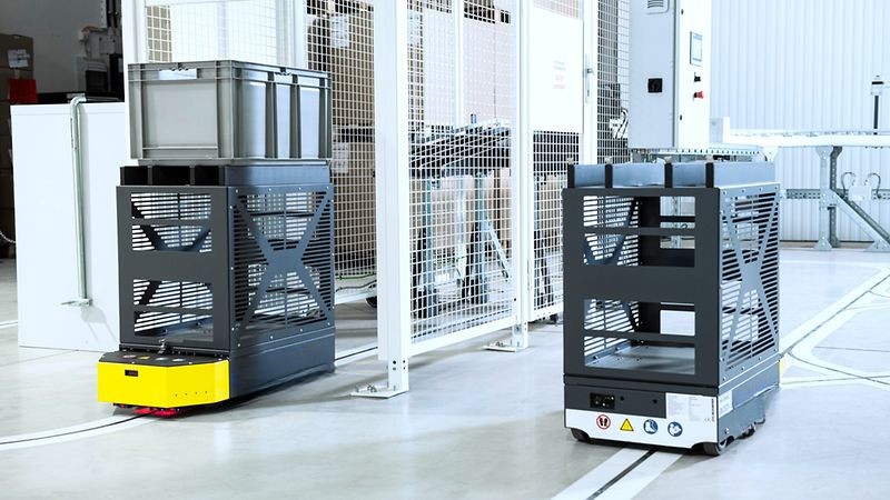 Xe Tự Hành Vận Chuyển Thùng (Box Transfer AGV)