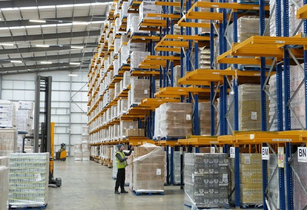 Hệ thống intralogistics