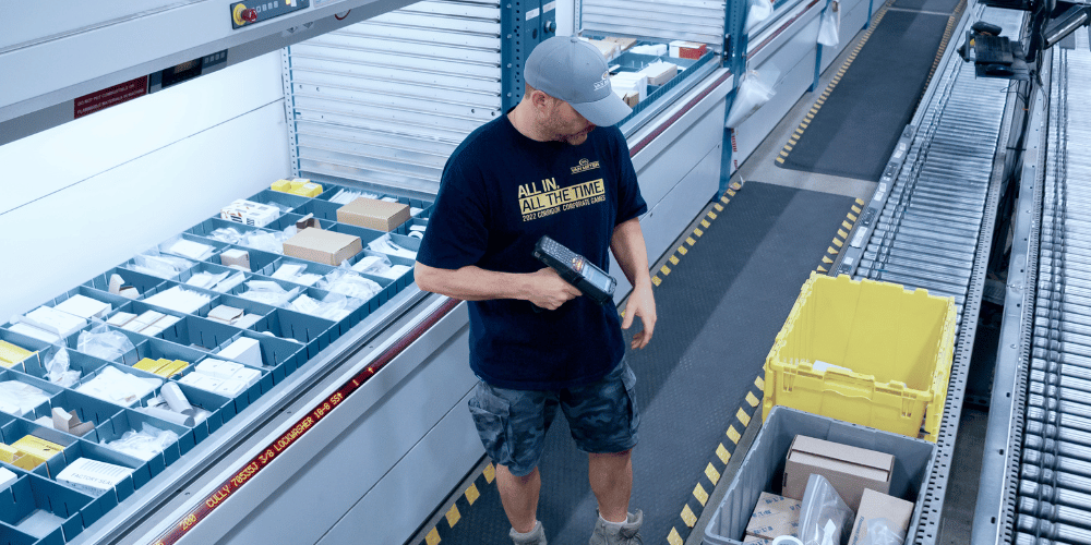 Kho thông minh nâng dọc (Vertical Lift Module)