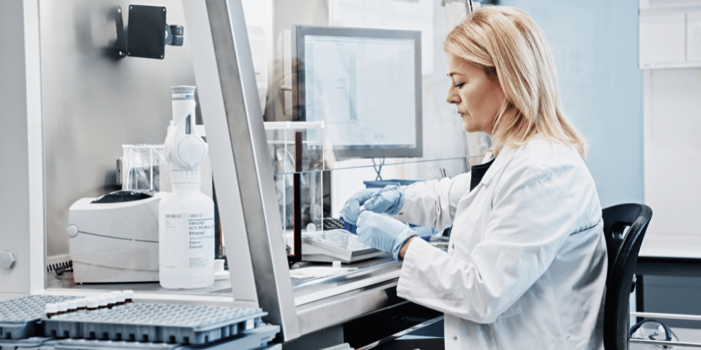 Kho thông minh nâng dọc (Vertical Lift Module)